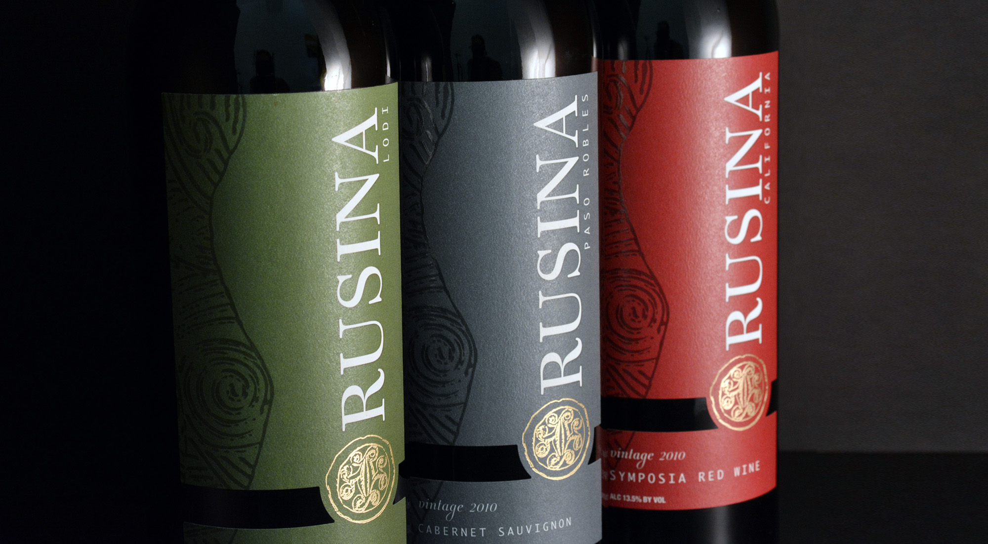 Wine Package Label Design for Rusina